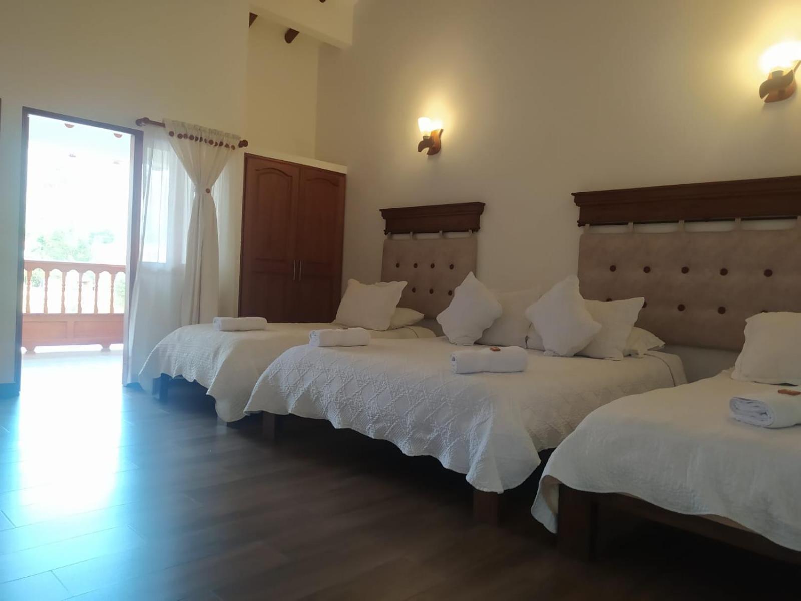 Hotel Las Palmas 莱瓦镇 外观 照片